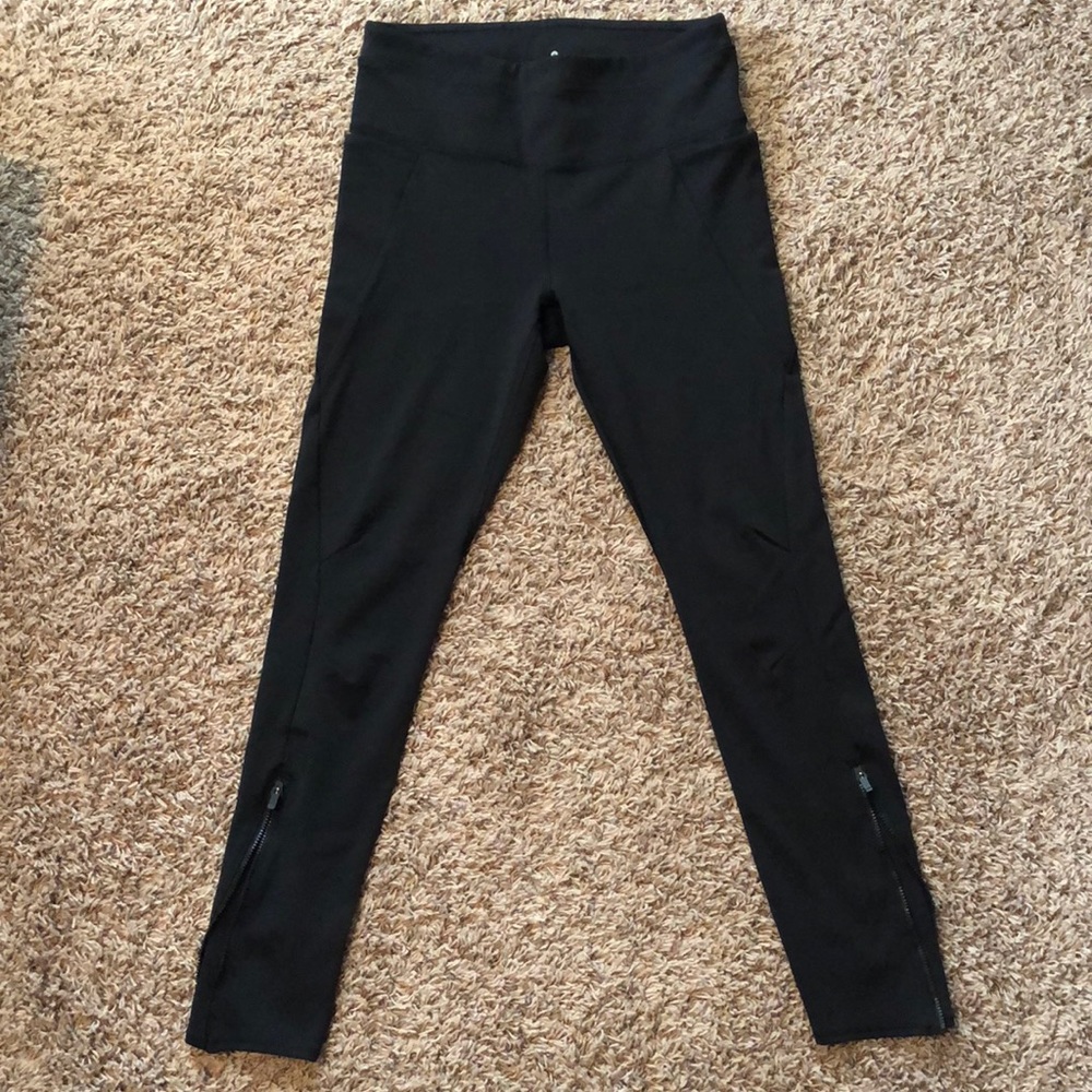 Athleta black leggings!